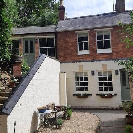 Beautiful Georgian Cottage Within A Private Walled Garden Oakham Buitenkant foto